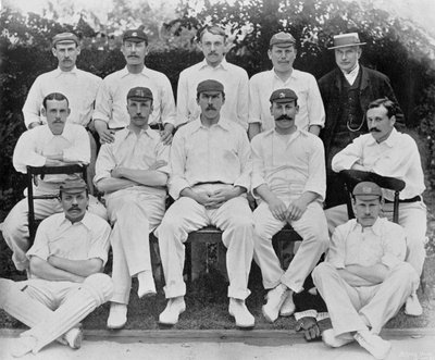 Das Players-Team aus dem Gentlemen-vs-Players-Match in Lords 1894, aus Berühmte Cricketspieler und Cricketplätze, veröffentlicht von Hudson und Kearns, 1895 von English Photographer